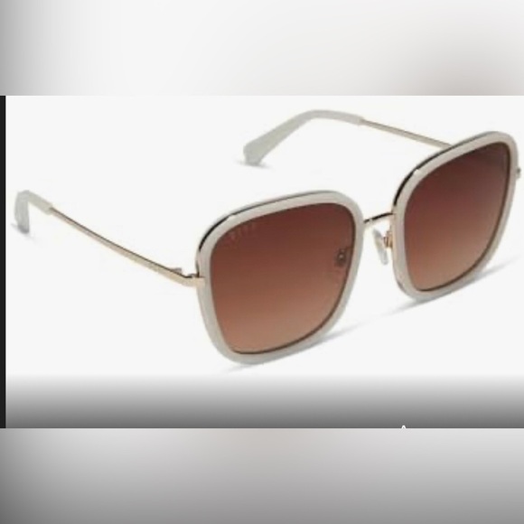 Diff Genevive 57mm cream bone frame brown Gradient lens Square Sunglasses new - Picture 1 of 12